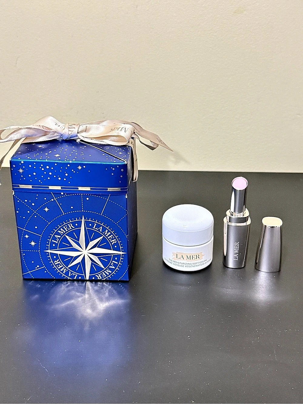 La Mer The Moisturizing Soft Cream & Lip Balm gift set